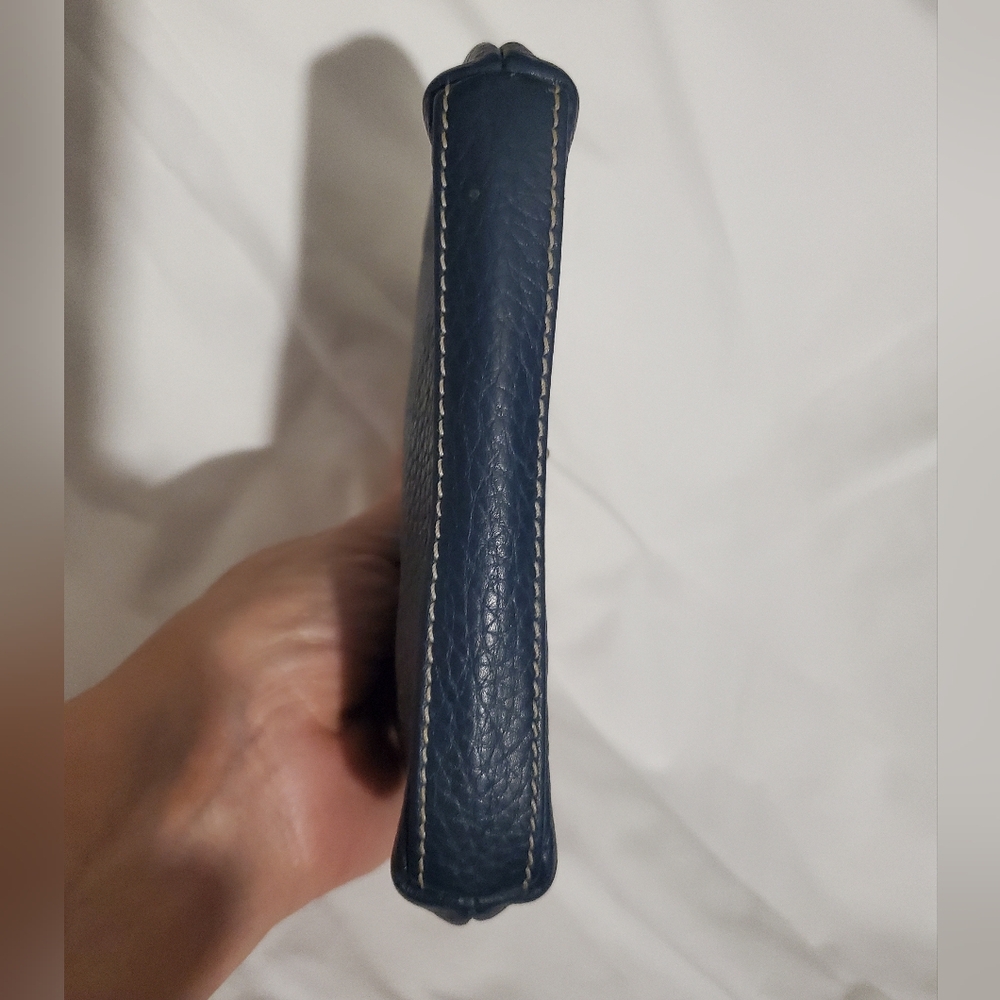 Dooney & Bourke Kisslock Coin Wallet Pebble Leather Blue (NEW without Tags) - Picture 5 of 12